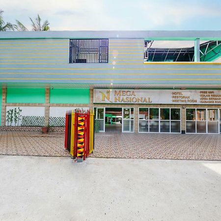 Mega Nasional Seaview Hotel Gunungsitoli Dış mekan fotoğraf