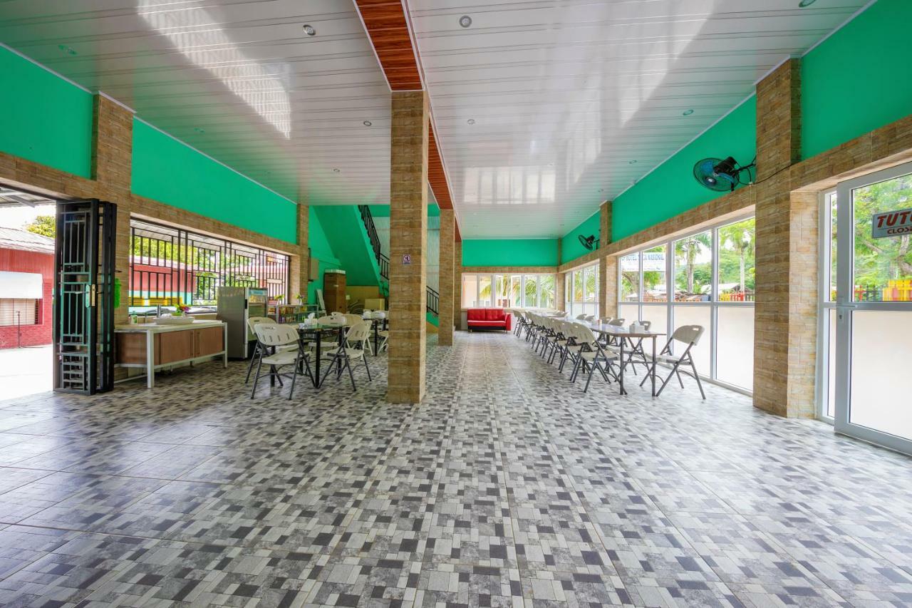 Mega Nasional Seaview Hotel Gunungsitoli Dış mekan fotoğraf